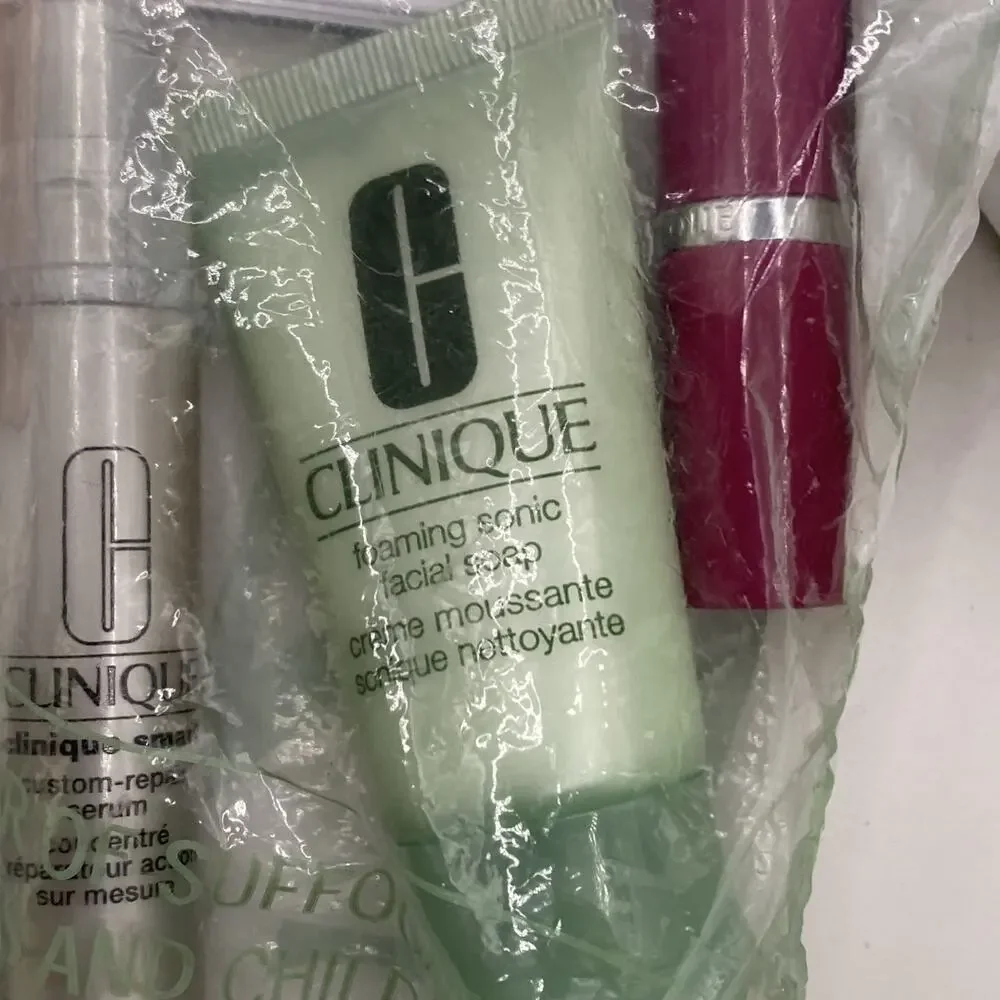 Lot of 2 Clinique 6 Piece Travel Size Skincare Makeup Gift Set 12 TOTAL PCS New
